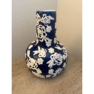 Anthropologie Bud Vase Leah Reena Goren Blue And White Floral 6.25”
